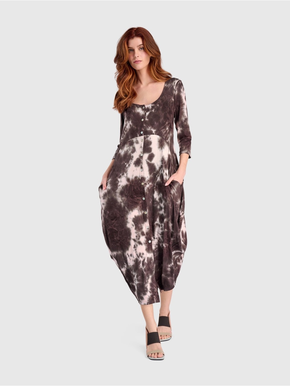 Alembikaβ HOMEBOUND BUTTON DRESS, BROWN/PINK TIE DYE